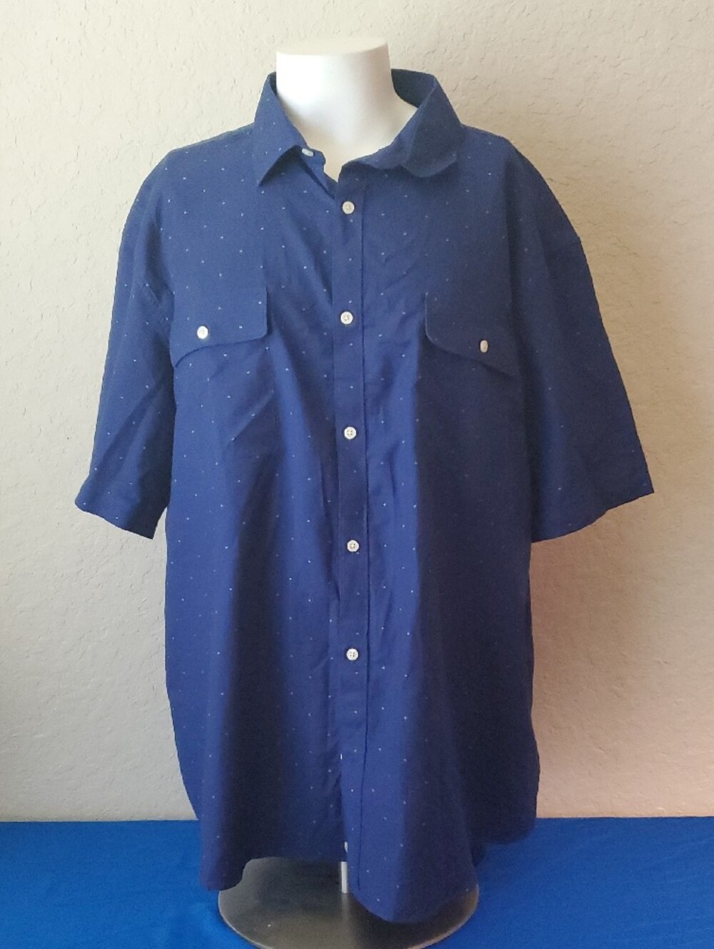 Claiborne Men's 3XLT Blue Shirt White Geometric Dot Short Sleeve Button Up 3XL T